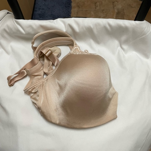 Three for Less Than The Price of One! Tan, Beige, & Black Bras, Size 38D - Picture 2 of 13